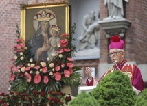 Abp Skworc: zapraszam na pielgrzymkę kobiet i dziewcząt do Sanktuarium Matki Bożej Sprawiedliwości