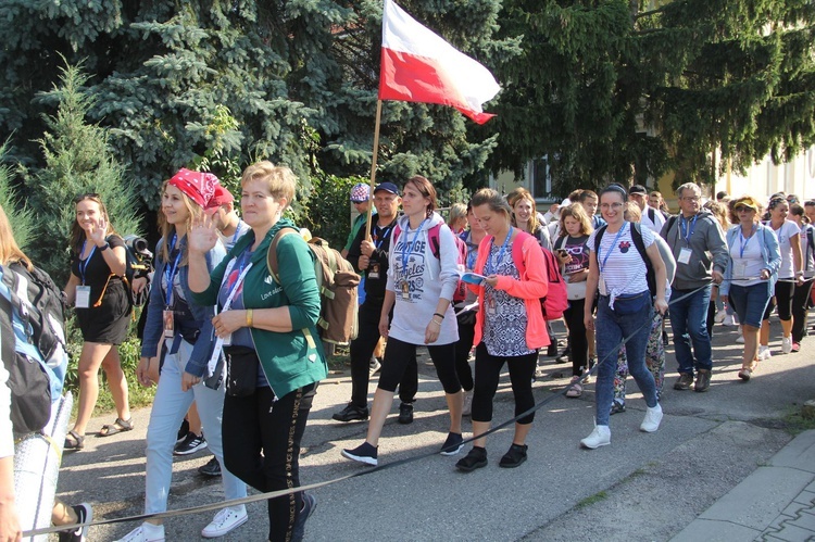 Rzeszowska pielgrzymka w Szczucinie