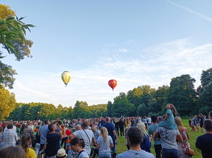 Zawody balonowe w Nałęczowie