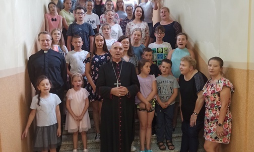 Dzieci Maryi w Międzybrodziu Bialskim