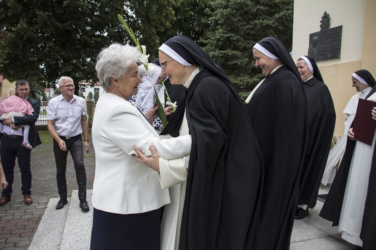 Śluby wieczyste sióstr dominikanek