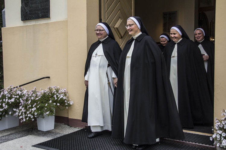 Śluby wieczyste sióstr dominikanek