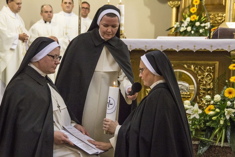 Śluby wieczyste sióstr dominikanek