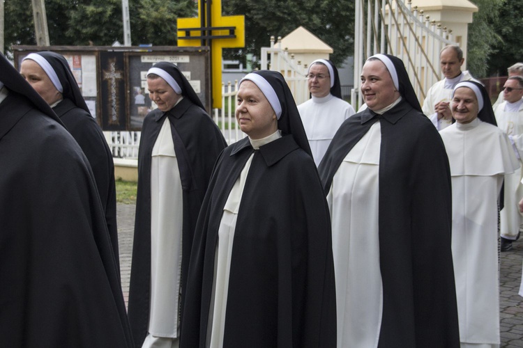 Śluby wieczyste sióstr dominikanek