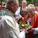 Msza św. na Polanie Rusnakowej pod Turbaczem w Gorcach 