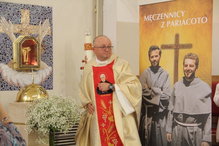 Świebodzin. Wprowadzenie relikwii męczenników i poświęcenie mozaik