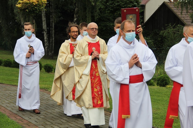 Świebodzin. Wprowadzenie relikwii męczenników i poświęcenie mozaik