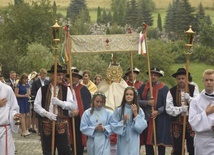 Procesja eucharystyczna.