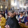 Franciszkanie, rychwałdzcy parafianie i pielgrzymi świętowali razem 75-lecie przybycia zakonników do sanktuarium.