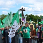 XVIII PPDŚ. Wejście na Jasną Górę diecezji świdnickiej