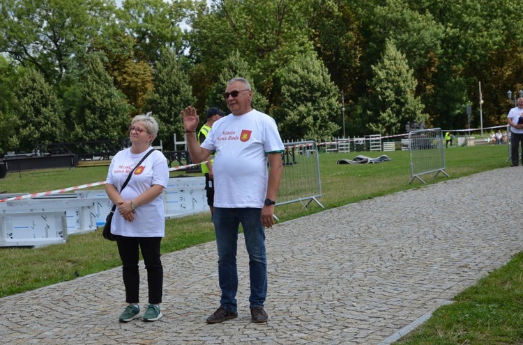 XVIII PPDŚ. Wejście na Jasną Górę diecezji świdnickiej