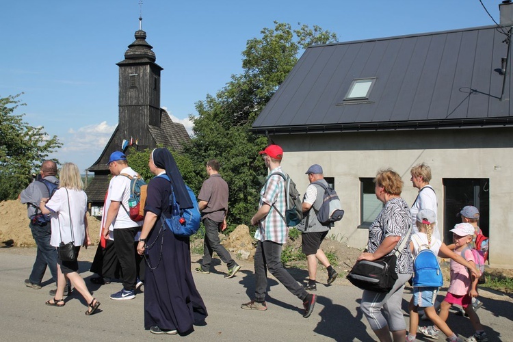 265. Ślubowana piesza pielgrzymka ze Skoczowa do Bielowicka - 2021