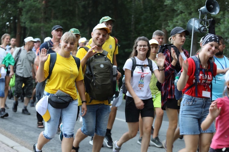 19. Pielgrzymka Dekanatu Czechowickiego na Jasną Górę - na trasie