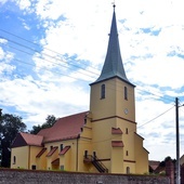 Piknik kościelny w Mojęcicach - modlitwa, pszczoły i rajd