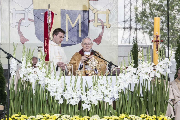 Zmarł abp Henryk Hoser. Służył z miłością