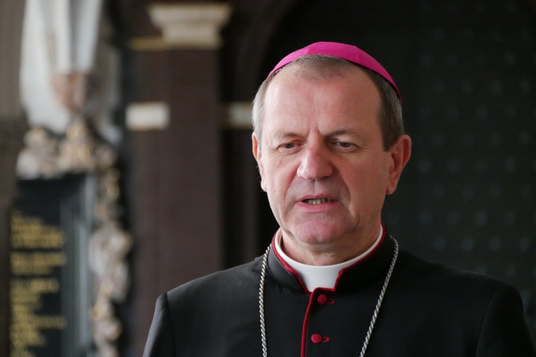 Abp Tadeusz Wojda SAC, metropolita gdański.