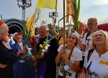 Pielgrzymów WAPM, wchodzących rankiem na jasnogórski szczyt, powitał kard. Kazimierz Nycz.