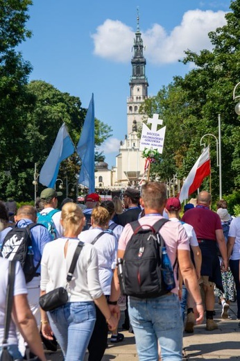 Piesza Pielgrzymka Diecezji Zielonogórsko-Gorzowskiej w obiektywie