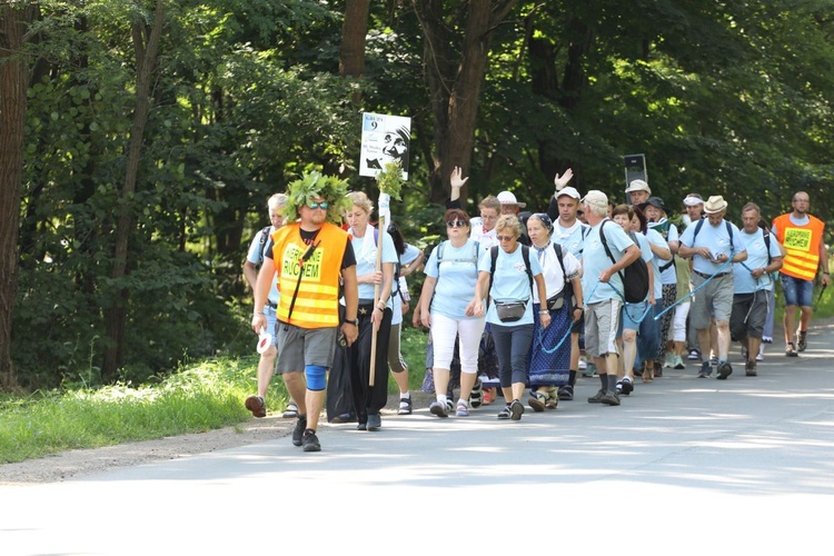 Pielgrzymka z Istebnej na Jasną Górę - 2021 - na trasie