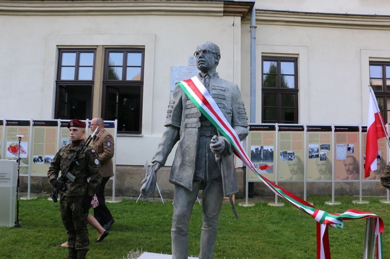 Odsłonięcie pomnika Pala Telekiego