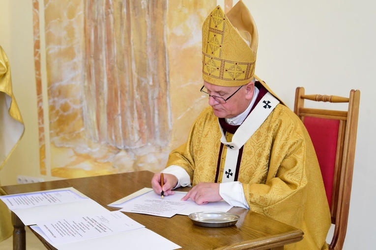 Zagaje. Poświęcenie kościoła