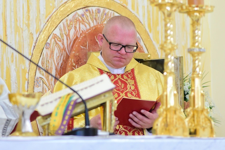 Zagaje. Poświęcenie kościoła