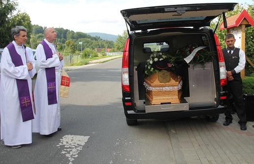 Uroczystości pogrzebowe śp. ks. kan. Wojciecha Janke w Lalikach