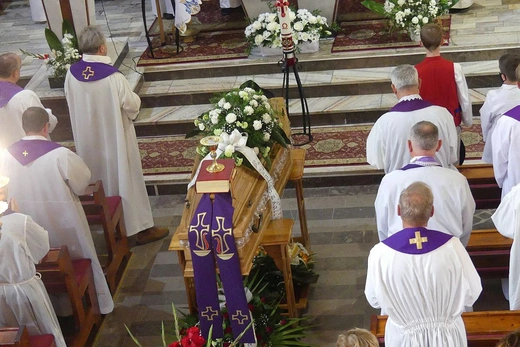 Uroczystości pogrzebowe śp. ks. kan. Wojciecha Janke w Lalikach