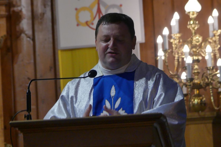 Abp Grzegorz Ryś na nabożeństwie fatimskim z góralami w Rychwałdzie