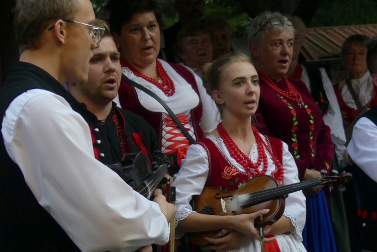 Abp Grzegorz Ryś na nabożeństwie fatimskim z góralami w Rychwałdzie