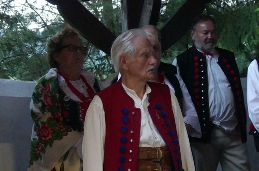 Abp Grzegorz Ryś na nabożeństwie fatimskim z góralami w Rychwałdzie