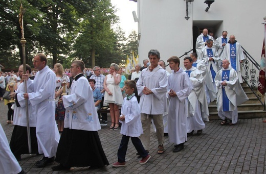 Abp Grzegorz Ryś na nabożeństwie fatimskim z góralami w Rychwałdzie