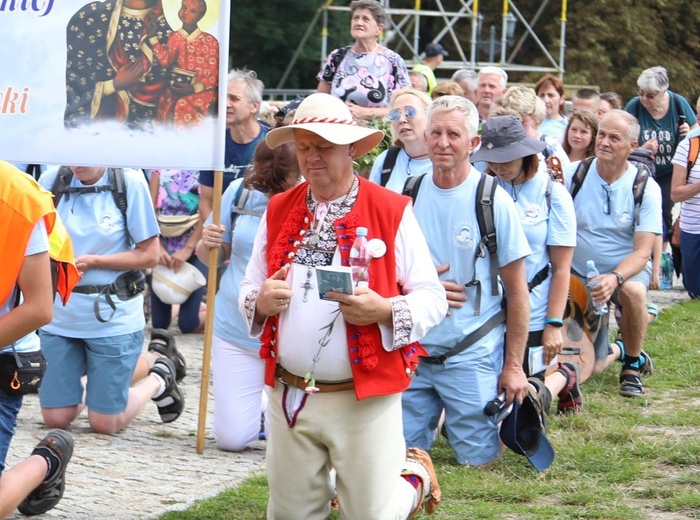 Jasnogórscy pątnicy dotarli do celu - z Istebnej  - 2021