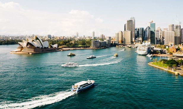 Ambasador Australii dziękuje premierowi Morawieckiemu za szczepionki na Covid-19