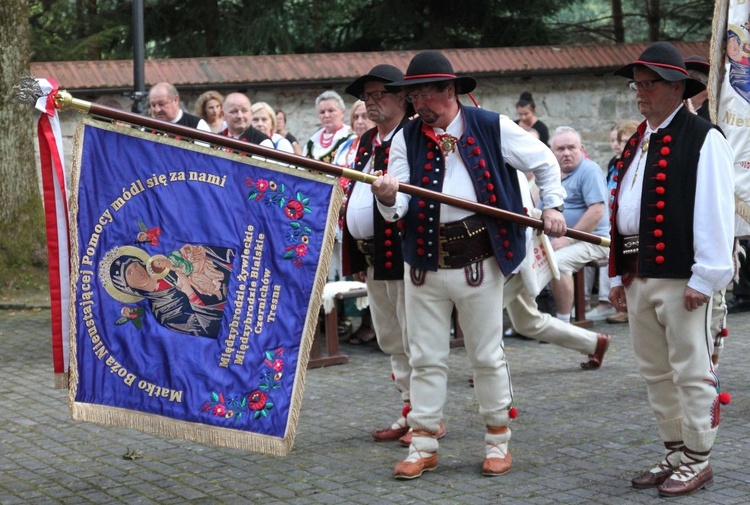 Górale pielgrzymowali do Pani Ziemi Żywieckiej w Rychwałdzie 13 sierpnia.