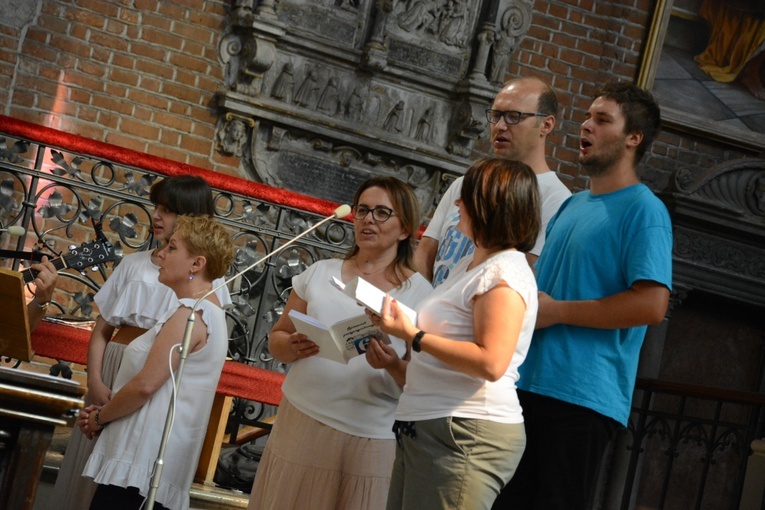 Nysa. Msza św. inaugurująca pielgrzymkę