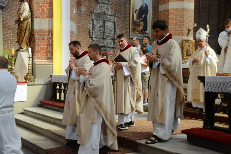 Nysa. Msza św. inaugurująca pielgrzymkę