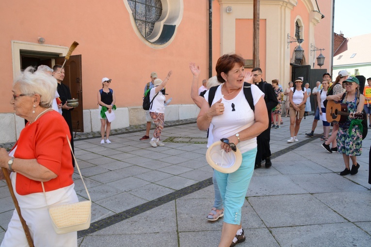 Szóstka zielona rusza na Jasną Górę