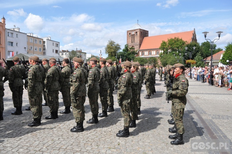 Strzelce Krajeńskie: Świętowanie z wojskiem