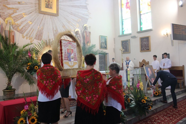 Kardynalskie dożynki w Łąkcie