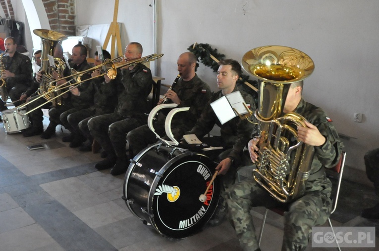 Strzelce Krajeńskie: Świętowanie z wojskiem