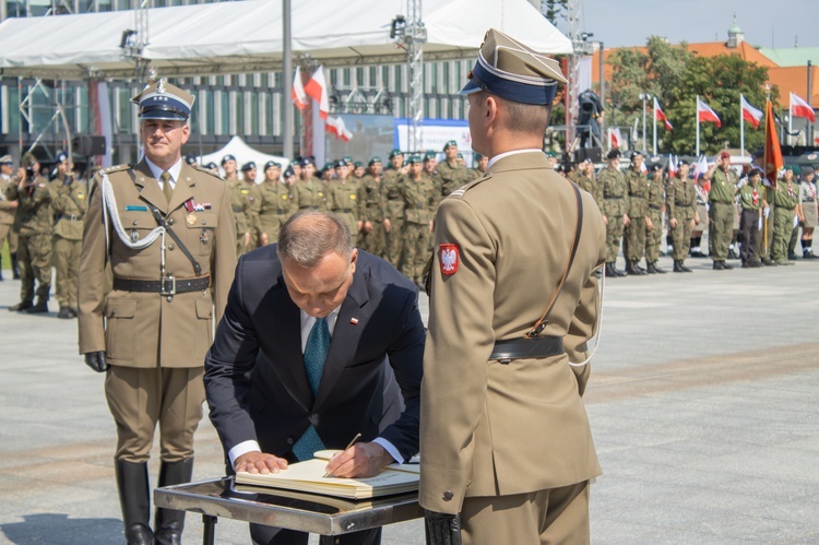 Święto Wojska Polskiego przed Grobem Nieznanego Żołnierza