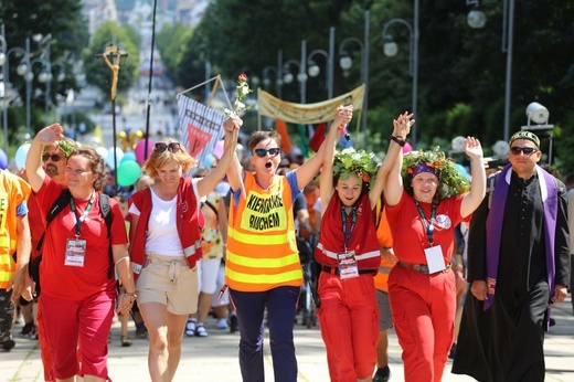 Jasnogórscy pątnicy dotarli do celu - 38. Oświęcimska Pielgrzymka - 2021