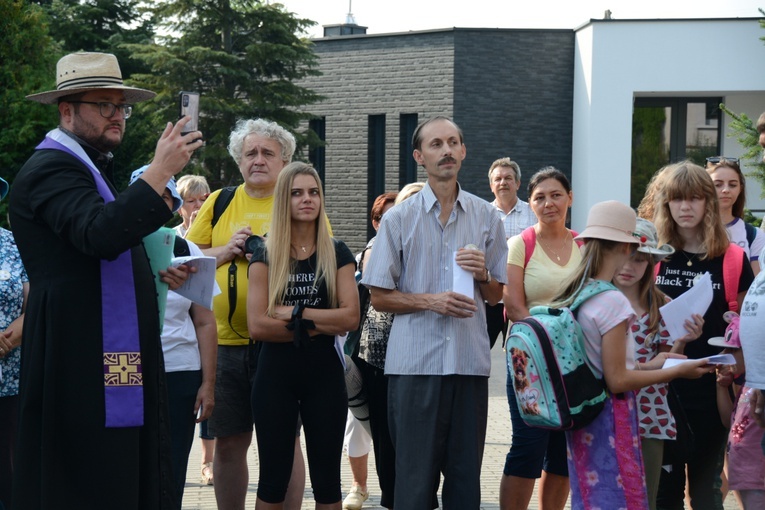 Start jedynek niebieskiej i żółtej