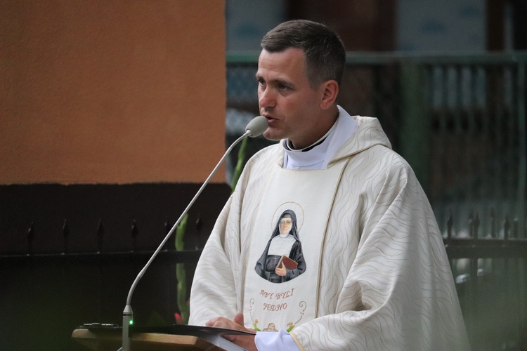 Eucharystii przewodniczył i słowo wygłosił ks. Radosław Czarniak, ojciec duchowny WSD w Łowiczu.