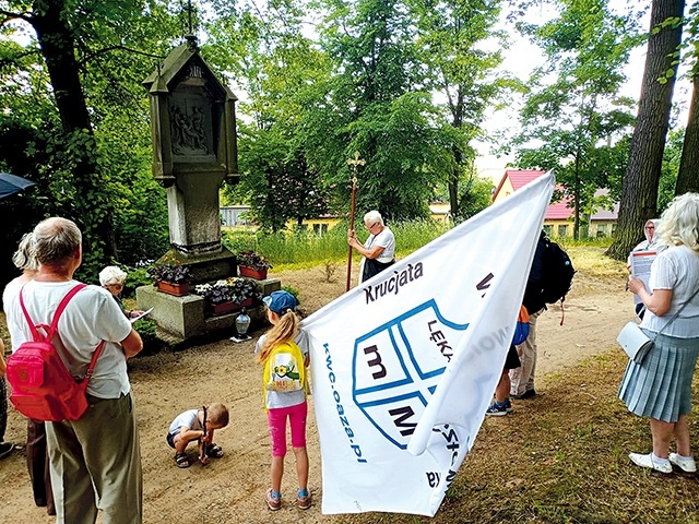 ◄	Tegoroczna pielgrzymka KWC do kaplicy Matki Bożej Osobowickiej na Świętym Wzgórzu odbyła się  12 czerwca.