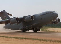 Ewakuacja 640 Afgańczyków jednym samolotem jedną z największych, ale nie rekordowa