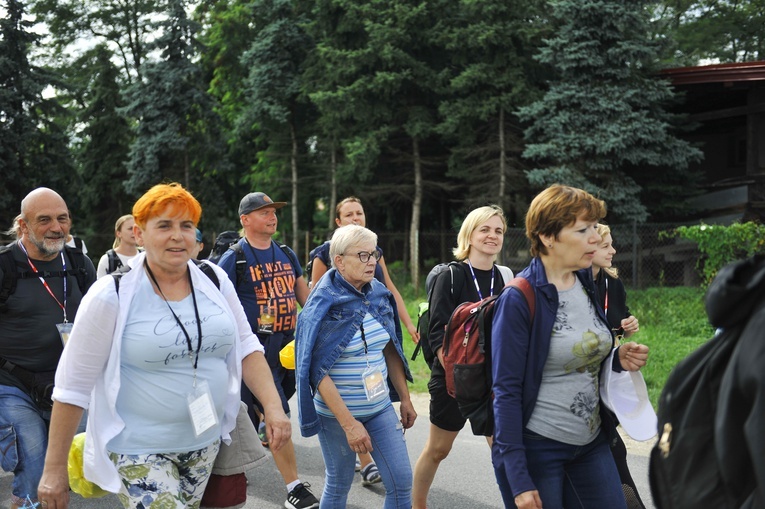 Grupy 1 i 4 na szlaku