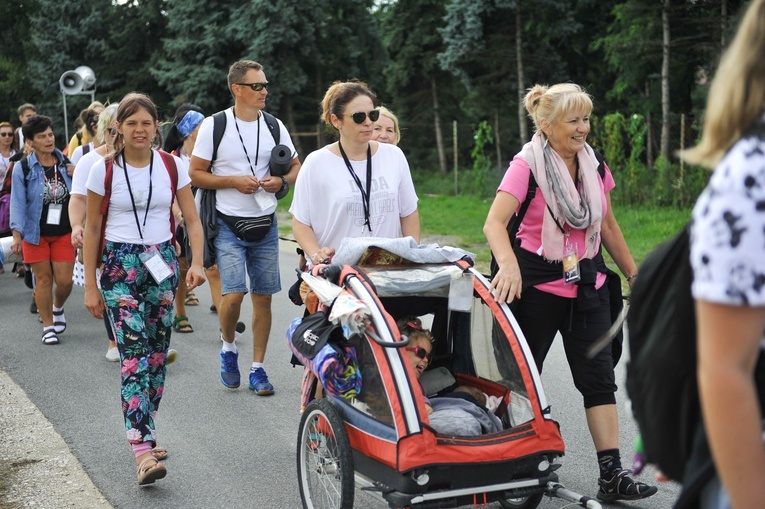 Grupy 1 i 4 na szlaku