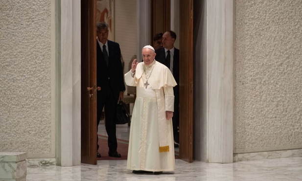 Franciszek podczas audiencji generalnej